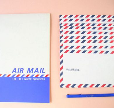 A US Air Mail kit. Paper Pastries / Flickr