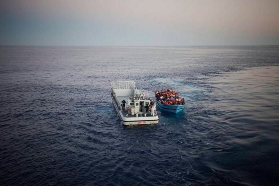 Refugees in the Mediterranean Sea in 2014. UNHCR / Flickr