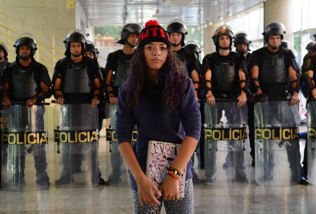 Military police in a school occupied by students in São Paulo. Agência Brasil Fotografias