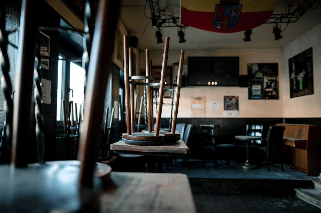 As Germans Drink Alone at Home, Community Pubs Are Closing